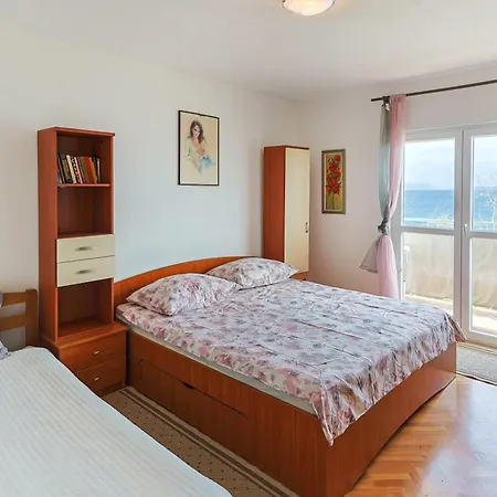 Ap Next To Sandy Beach *