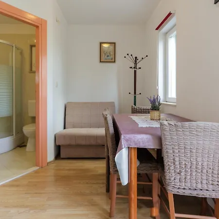 Ap Next To Sandy Beach Appartement Duće